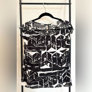 Ella Moss back and white shirt with cutouts around the neck size XS